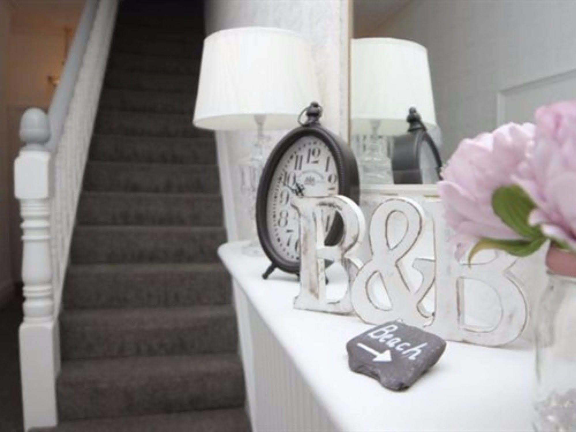 Bed and Breakfast The Westby Bournemouth Esterno foto