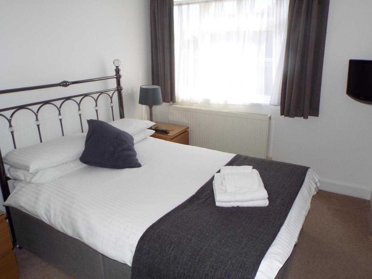 Bed and Breakfast The Westby Bournemouth Esterno foto