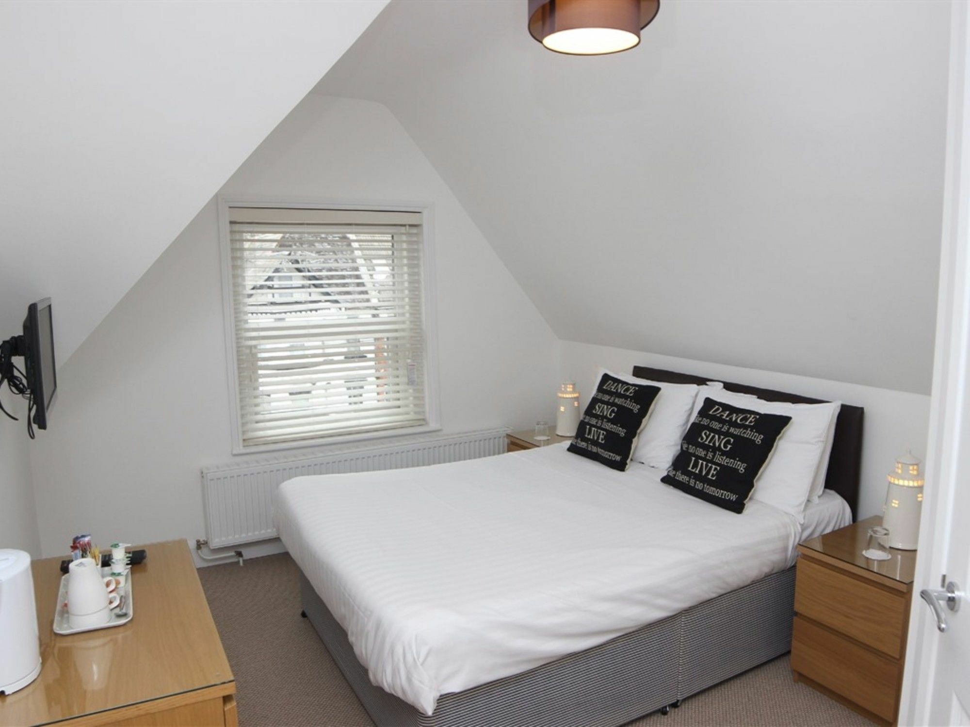 Bed and Breakfast The Westby Bournemouth Esterno foto